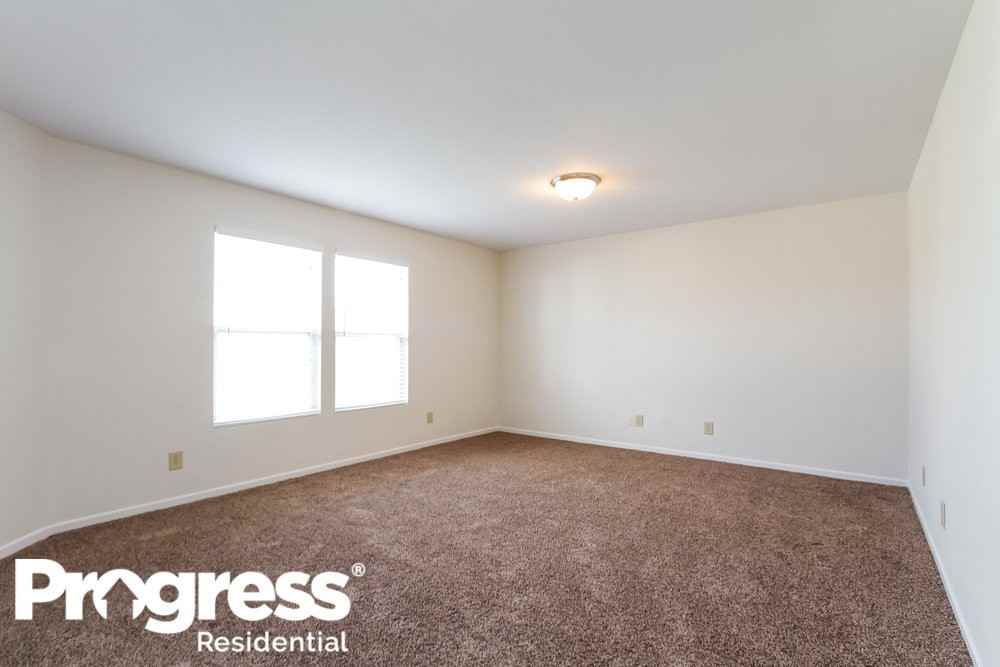 3231 Hemlock St - Photo 2 of 20