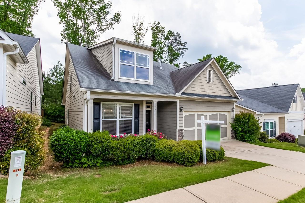 947 Duncan Ter - Photo 2 of 21