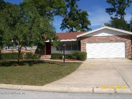 1203 Timber Ln - Photo 2 of 6