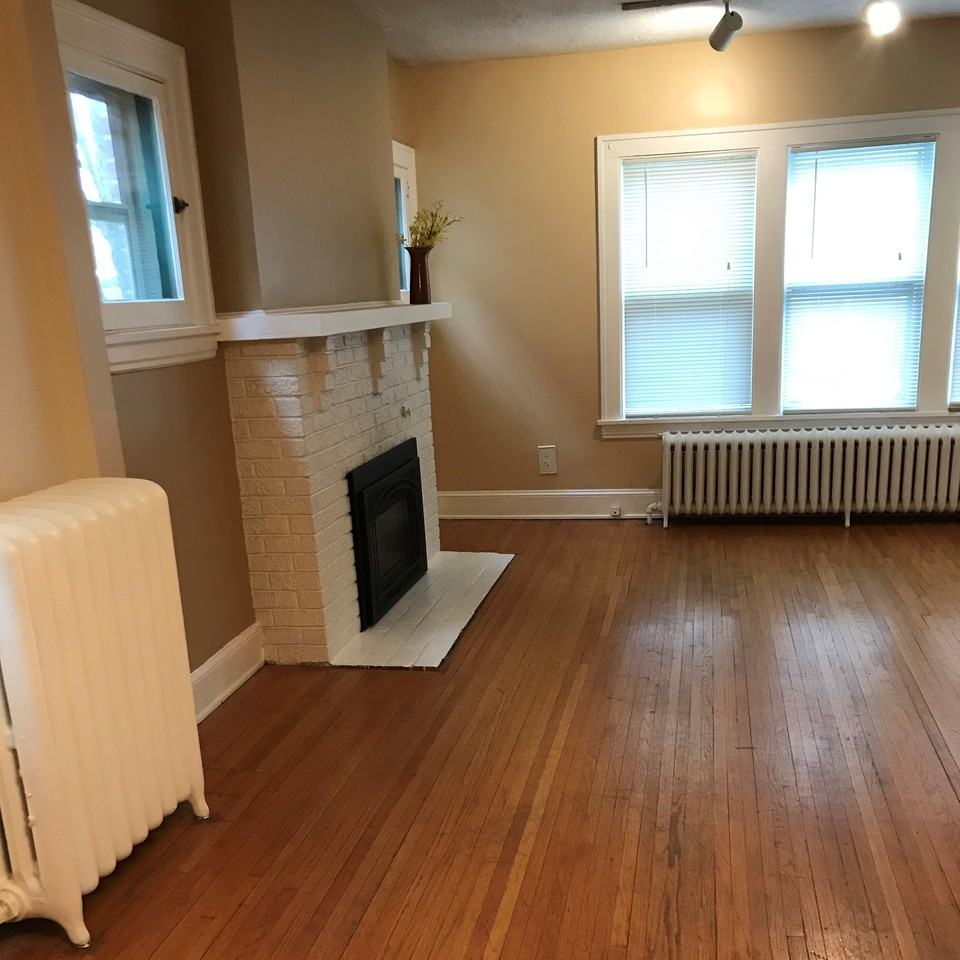 4919 Vincent Ave S - Photo 2 of 9