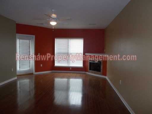 426 N Front St - Photo 2 of 13