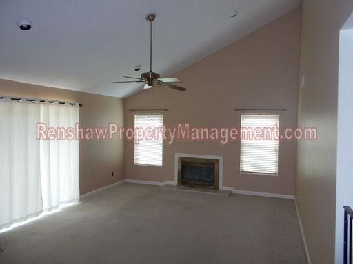 2548 Lynnfield Rd - Photo 2 of 12