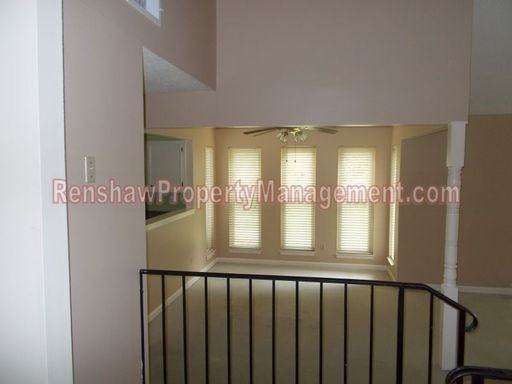 2548 Lynnfield Rd - Photo 3 of 12