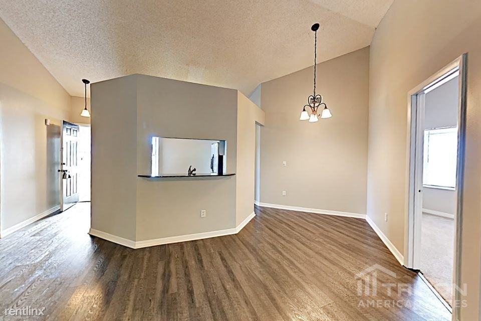 1718 Brandon Trace Ave - Photo 2 of 16