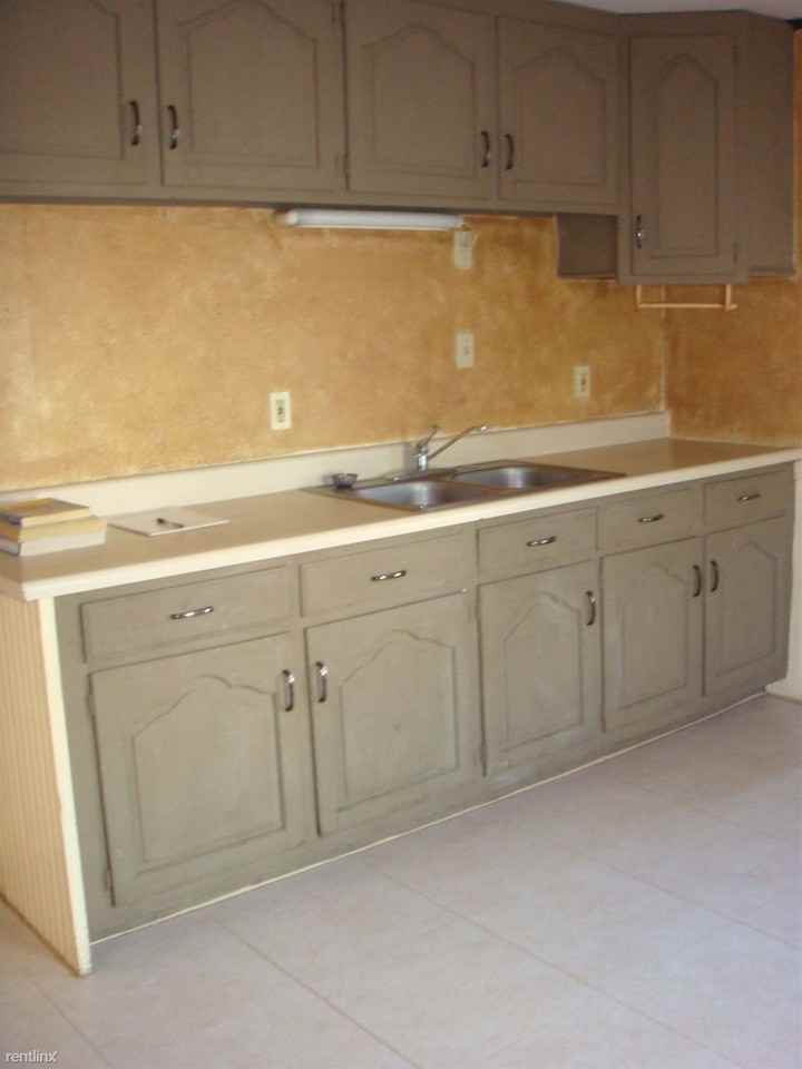 56 Winter St - Photo 2 of 9