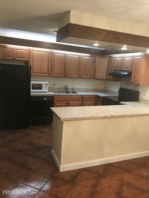 3201 Gardens E Dr - Photo 2 of 9