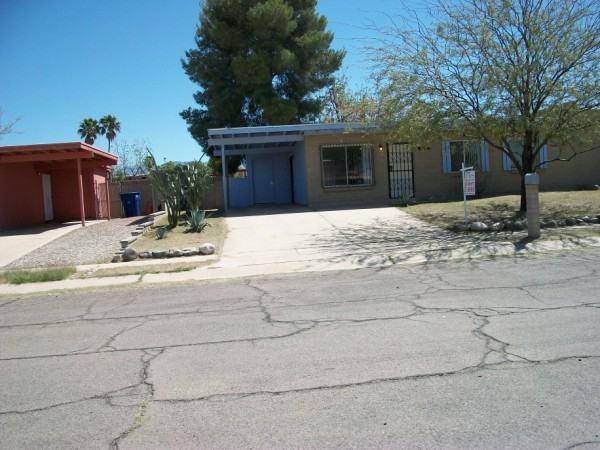 3719 S Marvin Pl - Photo 2 of 8