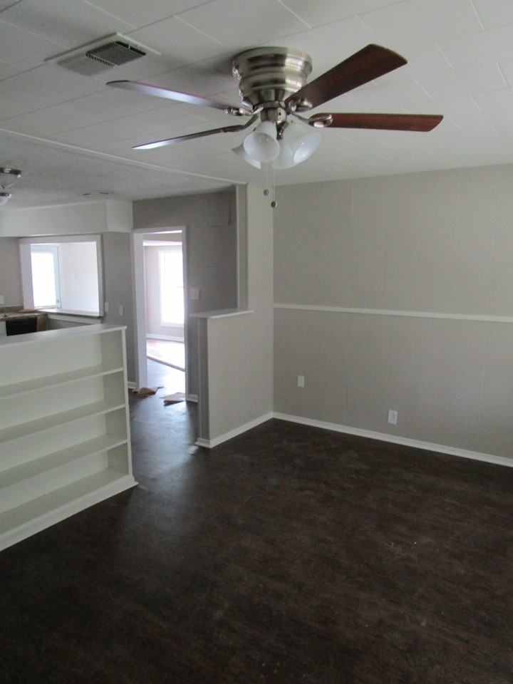 1500 Jasper St - Photo 2 of 12