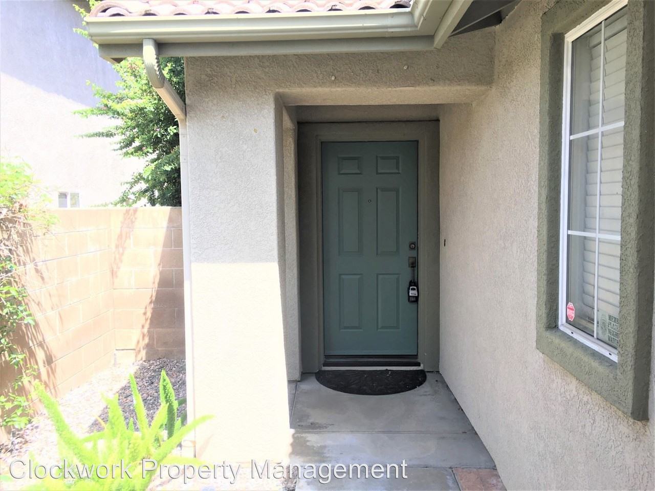 1031 E Hepp Dr - Photo 2 of 39