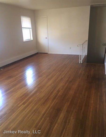 330 Franklin Avenue - Photo 2 of 47