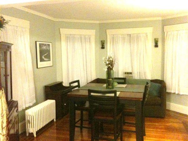 27 Methyl St - Photo 3 of 15