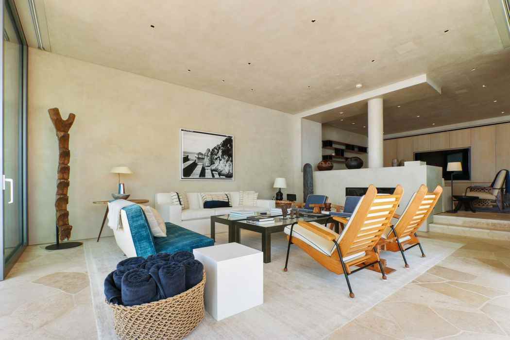 31346 Broad Beach Rd - Photo 2 of 23