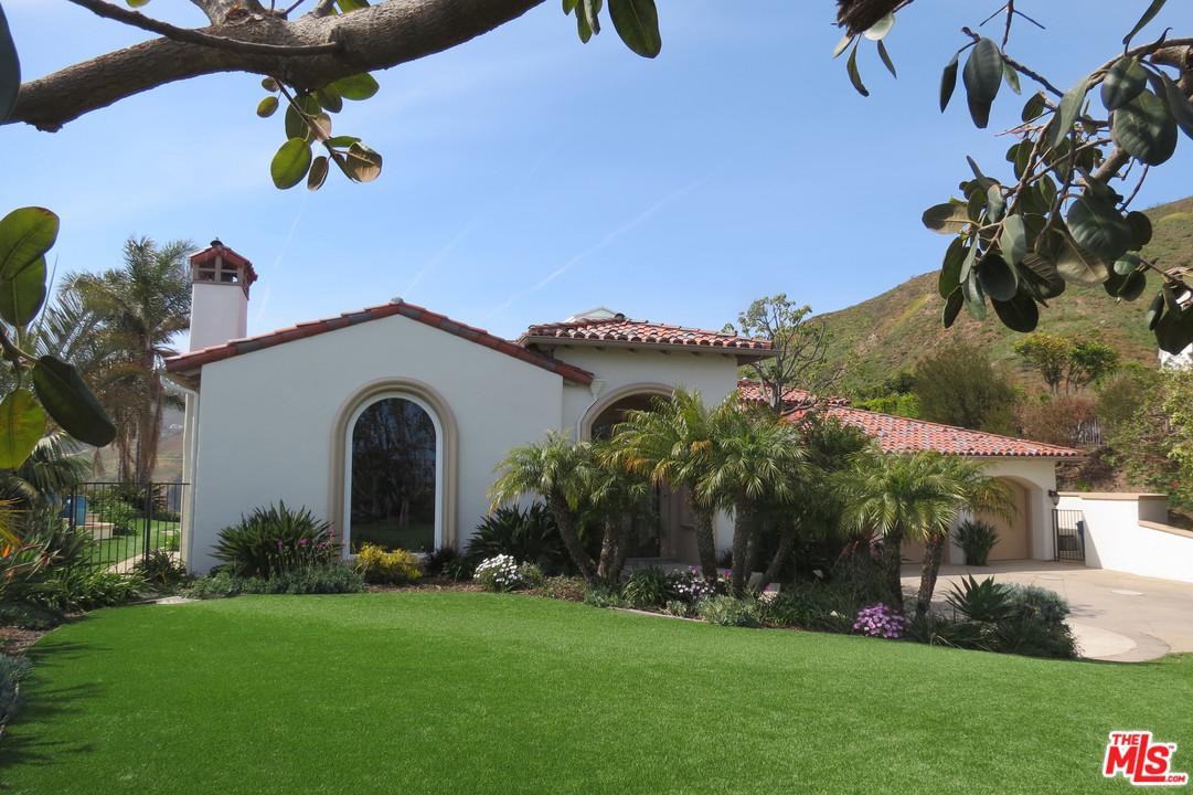 5602 Sea View Dr - Photo 2 of 50