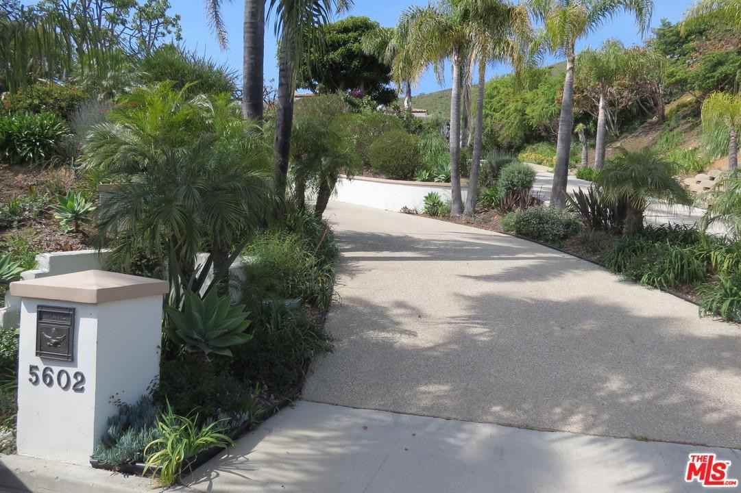 5602 Sea View Dr - Photo 3 of 50