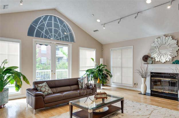 Fountains at McLean - Photo 3 of 13