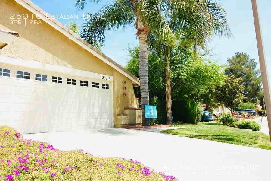 25916 Estaban Dr - Photo 3 of 36