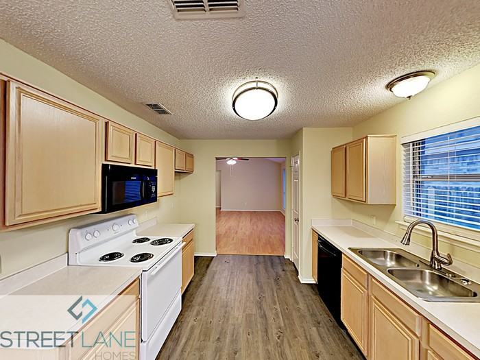 6436 Twilight Cir - Photo 3 of 14