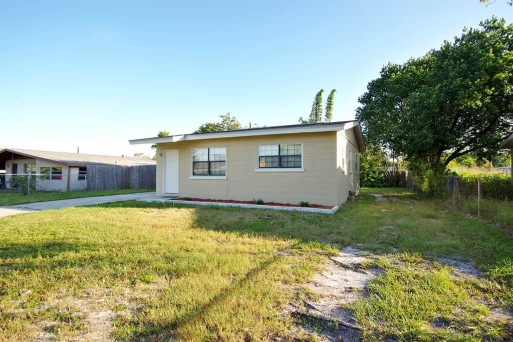 2154 Nottingham Rd - Photo 2 of 20