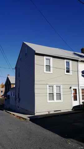 733 Clay St Allentown Pa 18102 3 Bedroom Apartment For