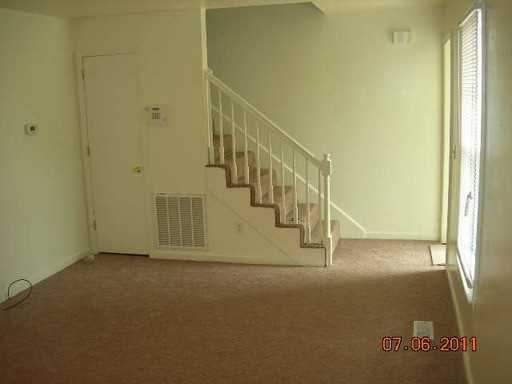 3224 Trails End Ln - Photo 3 of 9