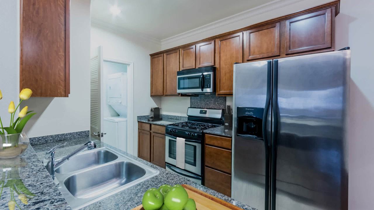 Versailles Koreatown - Photo 6 of 47