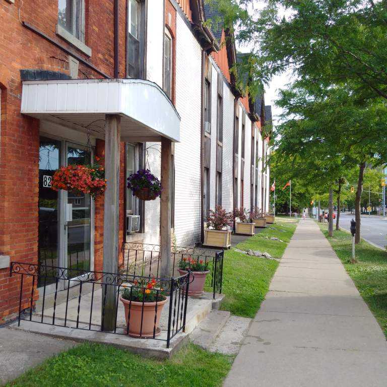 82 Church Street, St. Catharines, ON L2R 3C5 Apartment for Rent