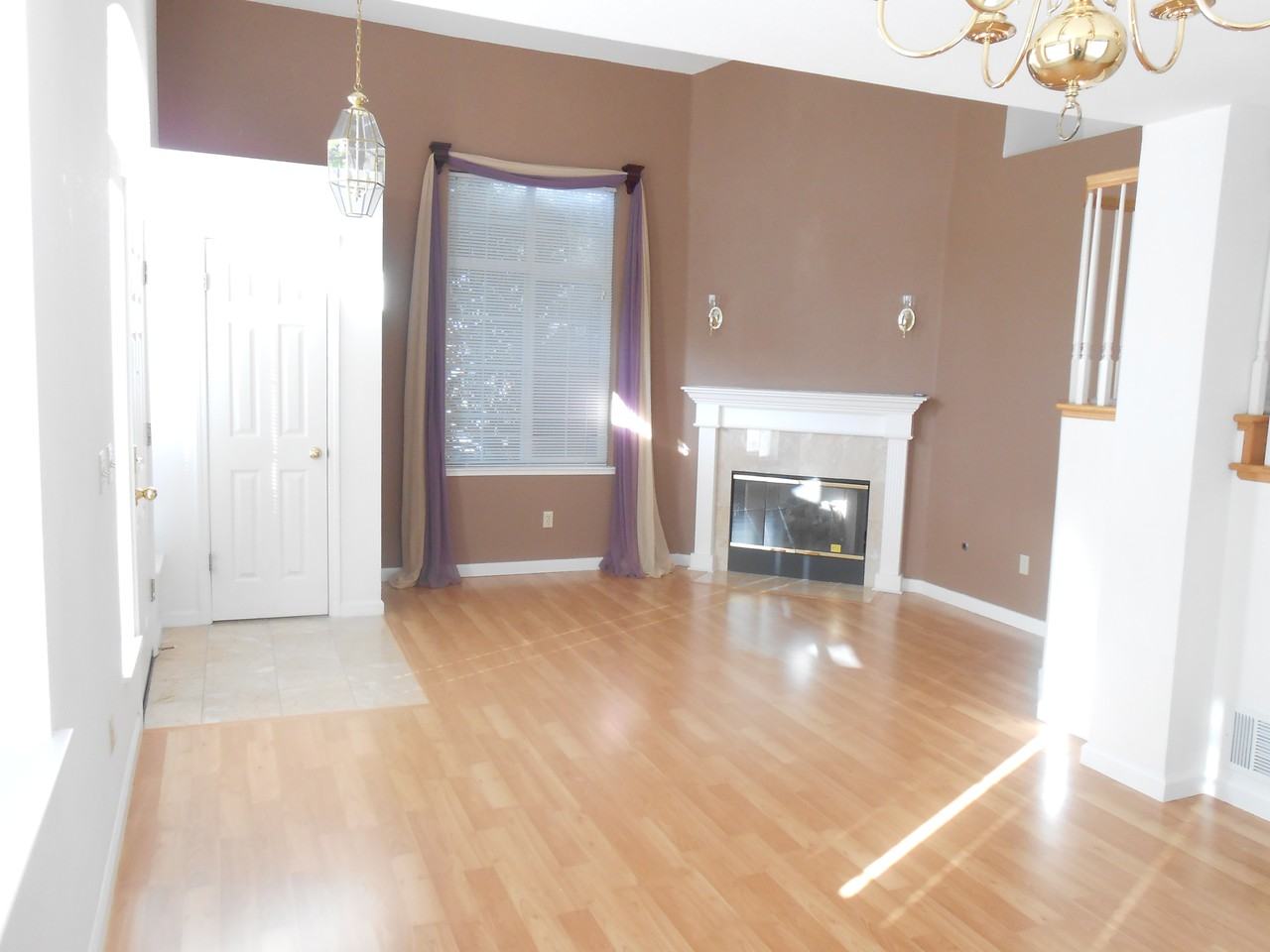 533 Devonshire Court - Photo 2 of 39