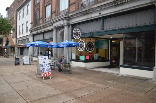 39 W Market St - Photo 2 of 19
