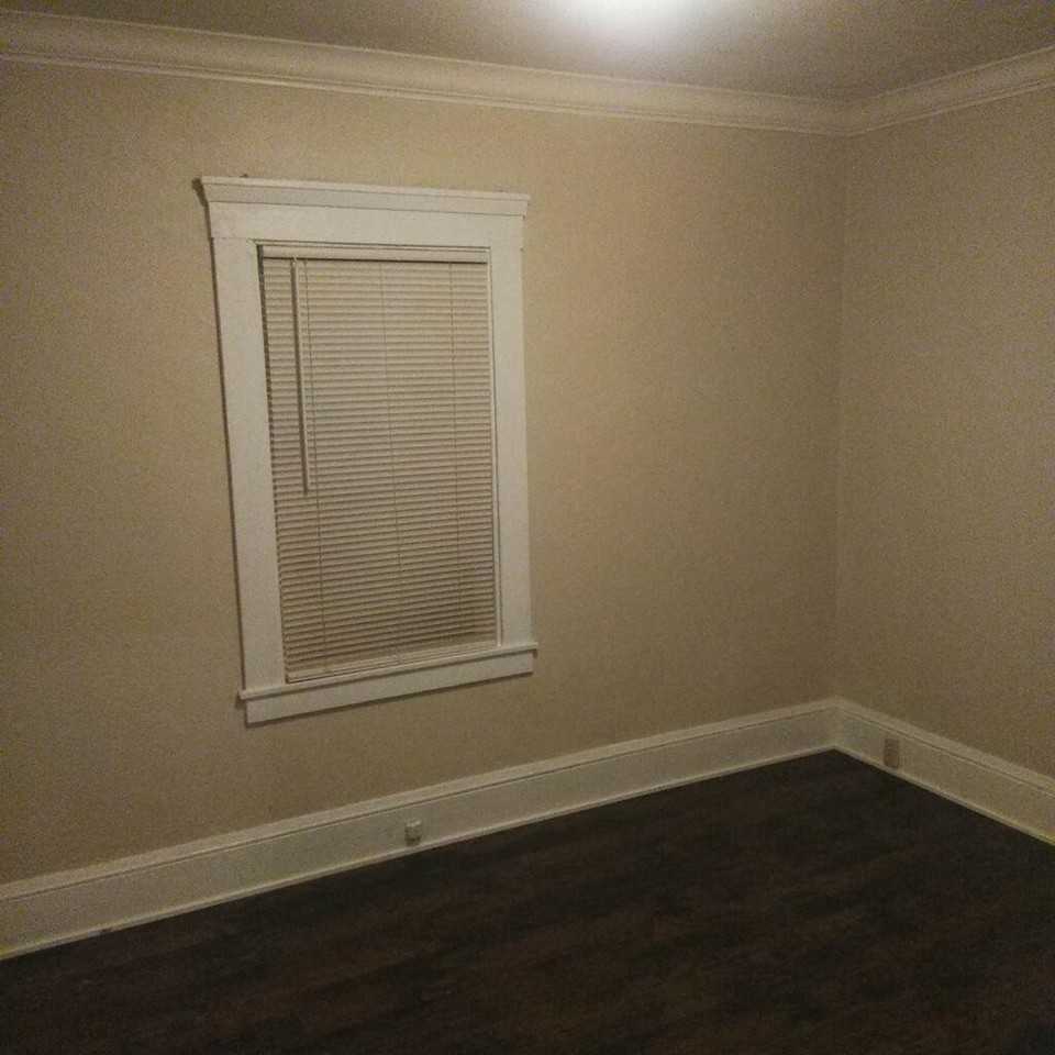 3471 Paxton Ave - Photo 2 of 4