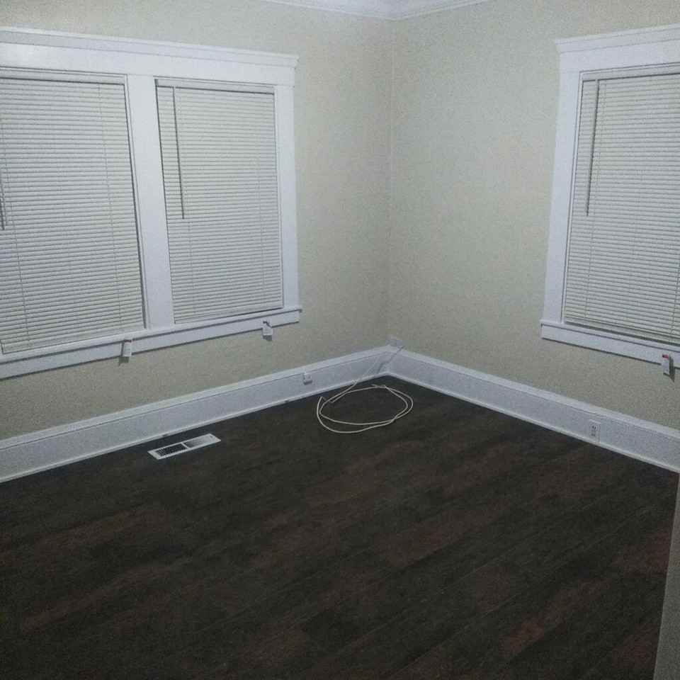 3471 Paxton Ave - Photo 3 of 4