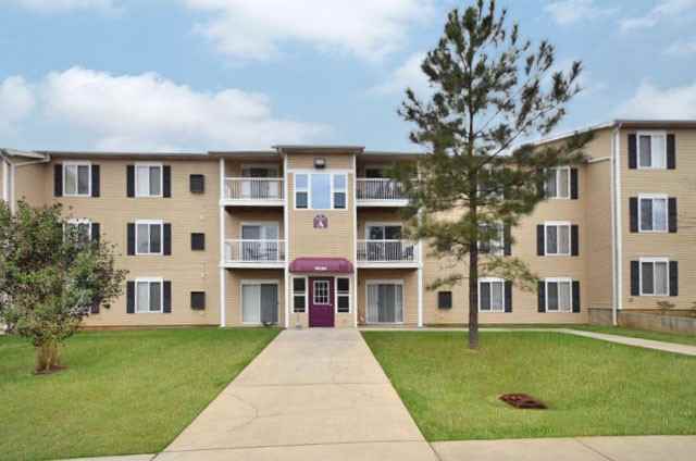 Oates Estates Apartments - Photo 3 of 19