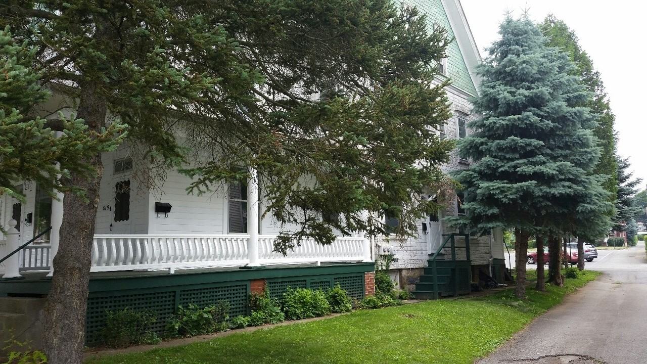 617-619 Oak Street - Photo 2 of 72