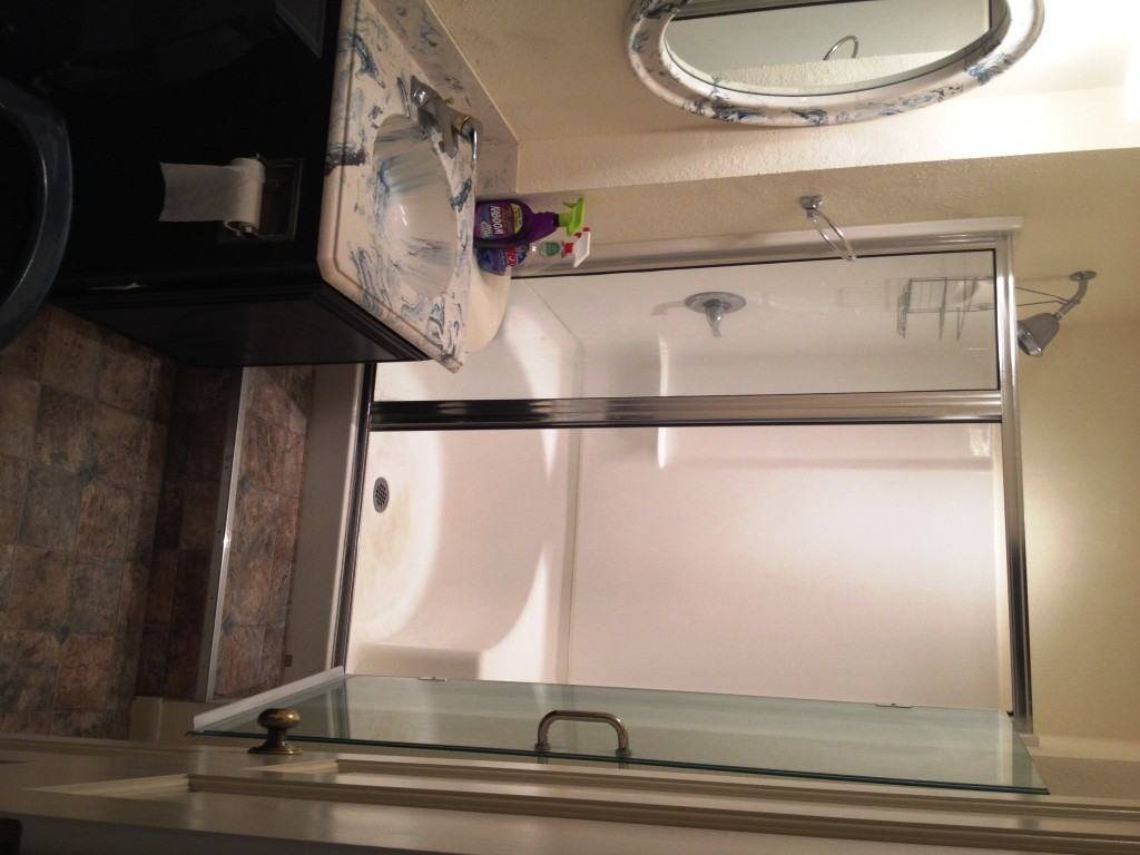 1017 I St #A - Photo 2 of 9