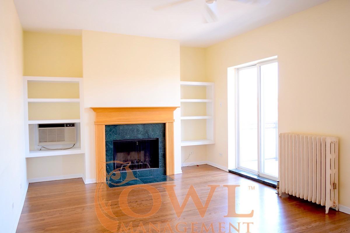 851 W Belle Plaine Ave - Photo 2 of 17