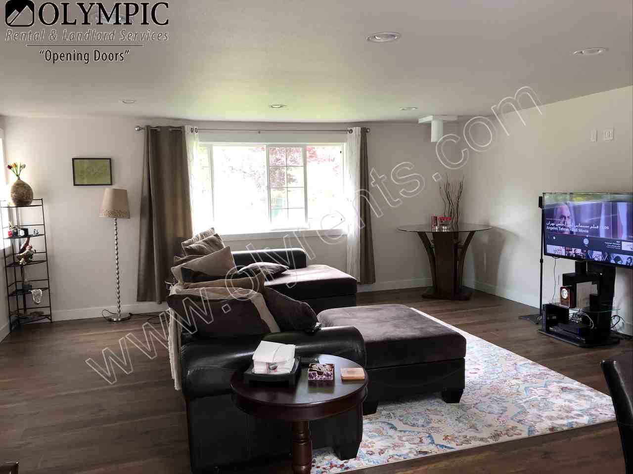 2502 Lexington St - Photo 2 of 12