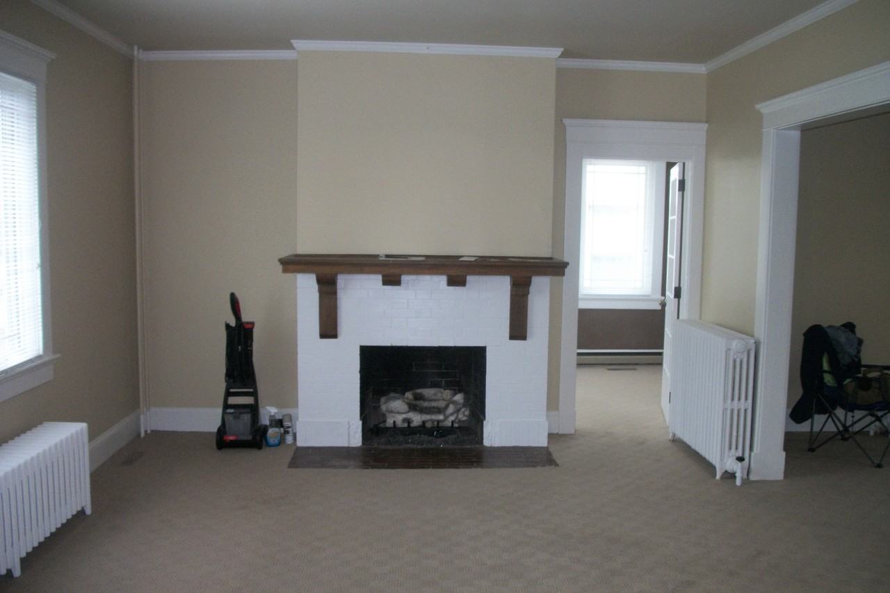 305 New York Ave - Photo 2 of 18