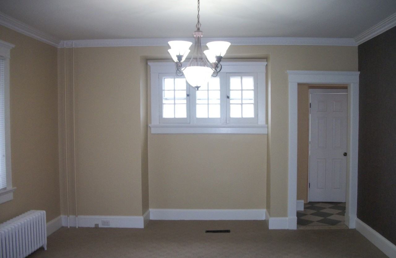 305 New York Ave - Photo 4 of 18