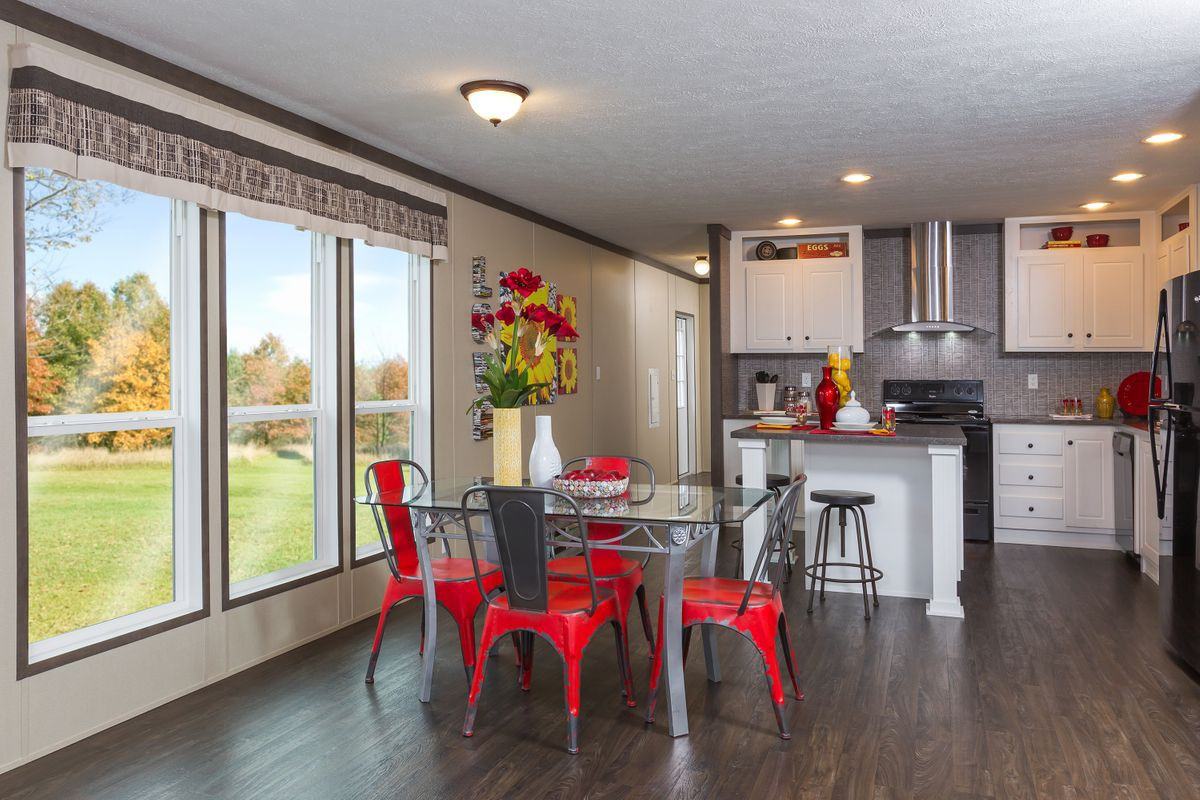 219 Spruce Pines Dr - Photo 2 of 17