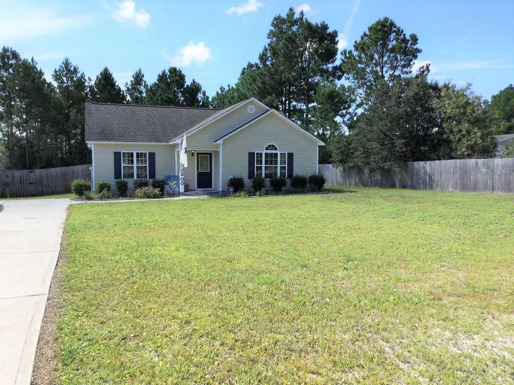 200 Old Folkstone Rd, Holly Ridge, NC 28445 3 Bedroom Apartment for