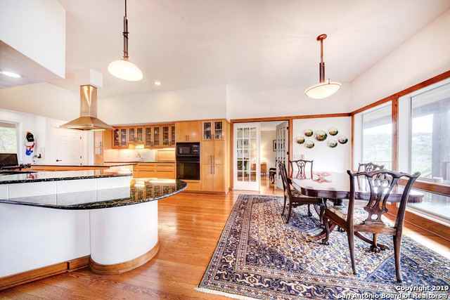 18561 Helotes Ridge - Photo 3 of 25