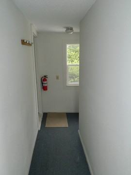 3204 Hubbell Ave - Photo 2 of 15