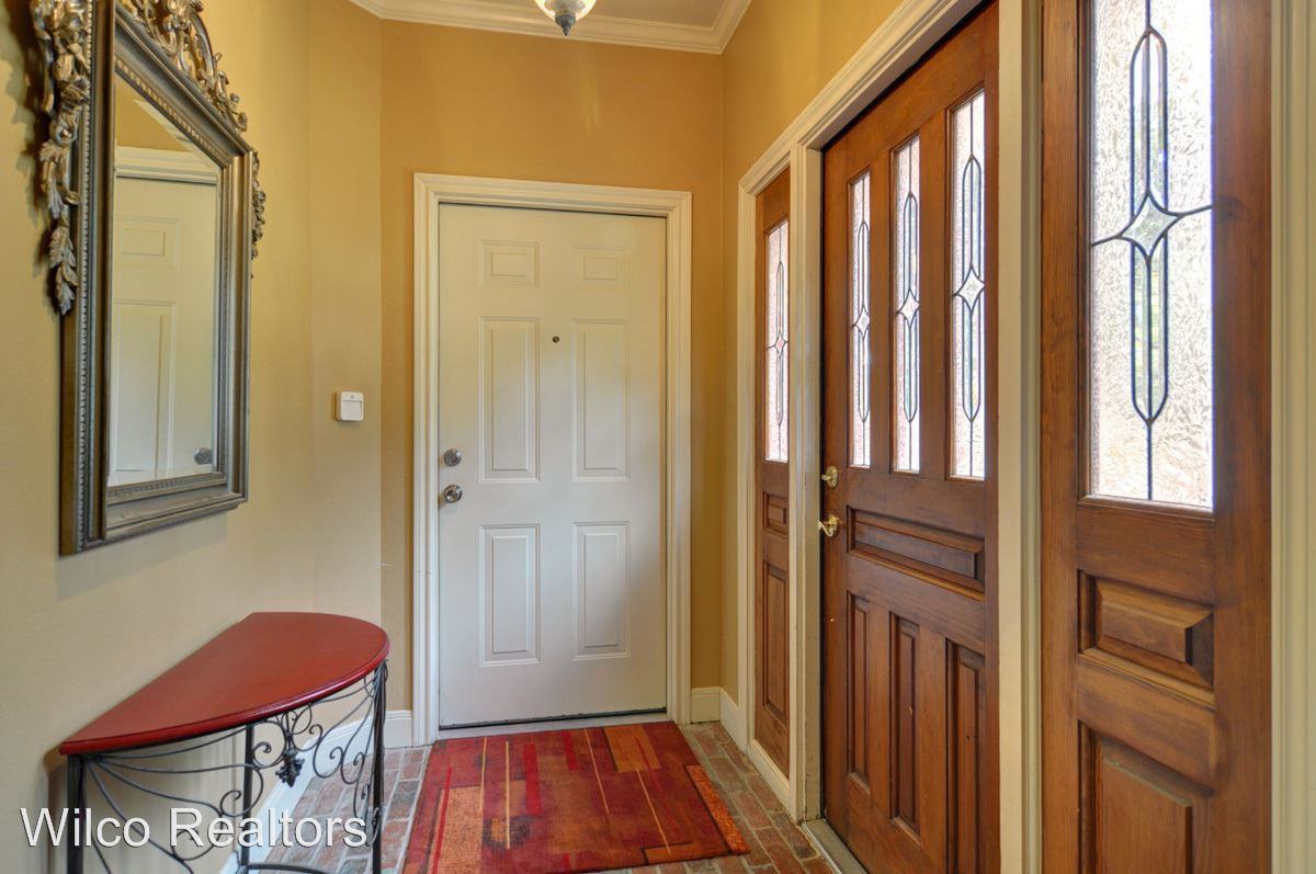 5407 Collinwood Ave - Photo 2 of 28
