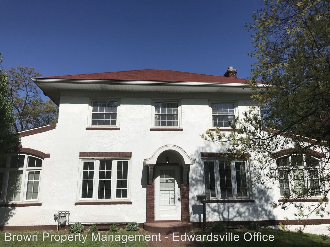 913 Henry St - Photo 2 of 27