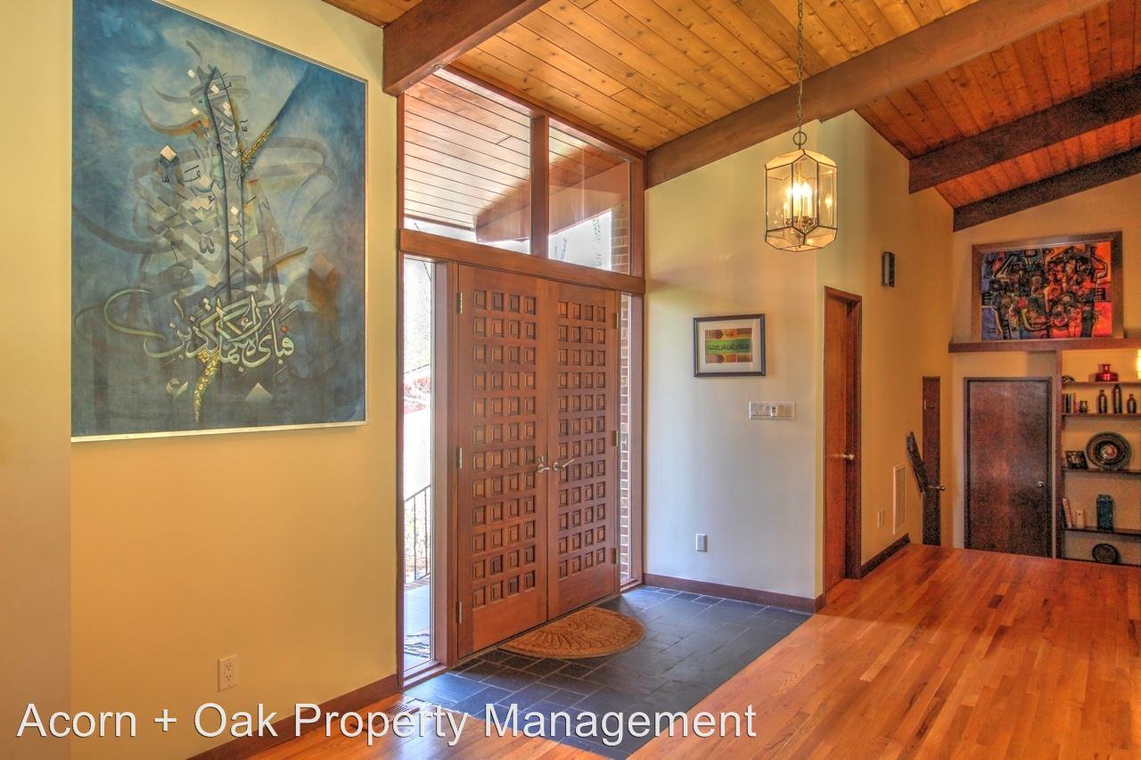 3315 Stoneybrook Dr - Photo 3 of 14