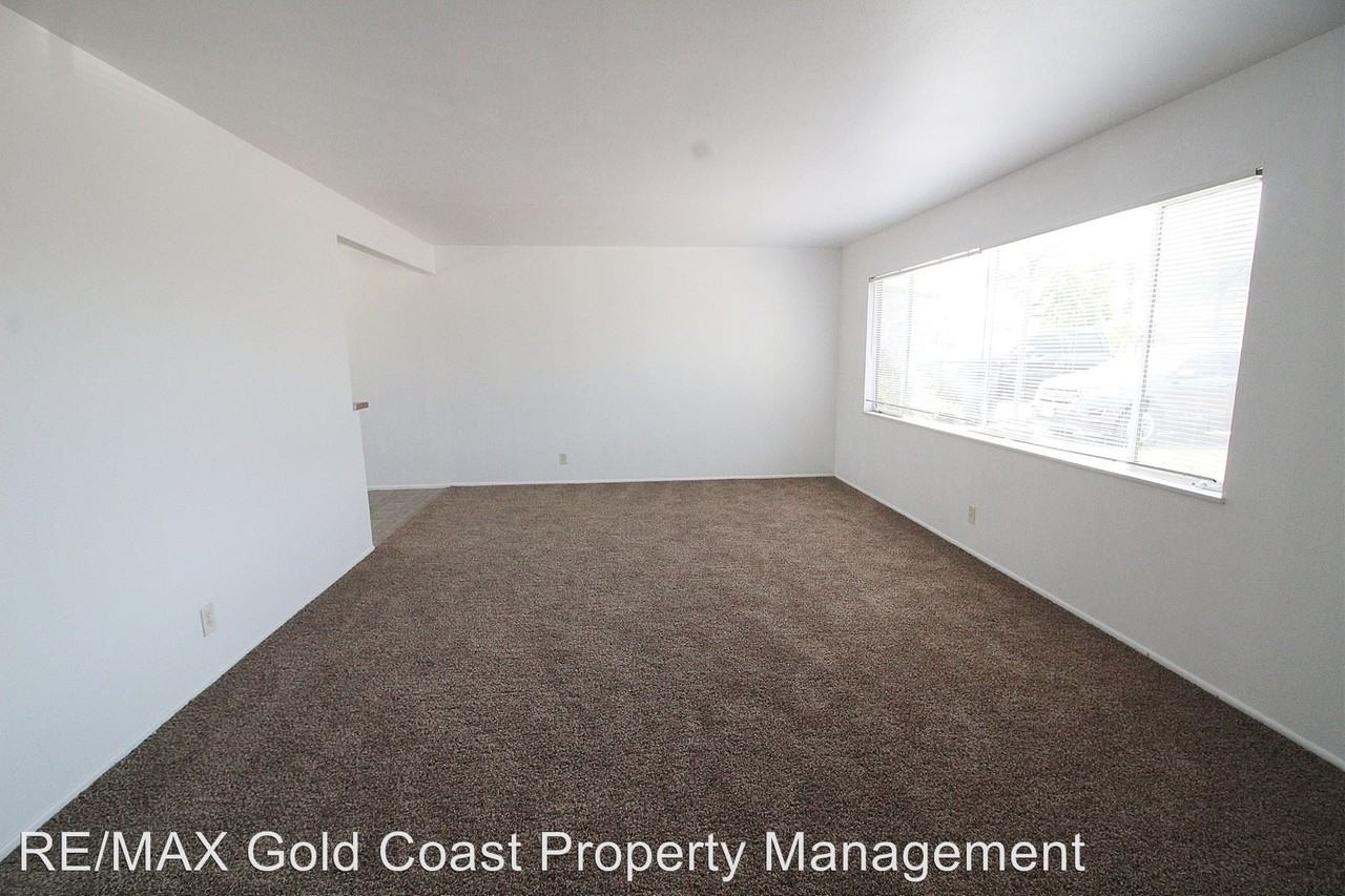 3314 S F St - Photo 2 of 20