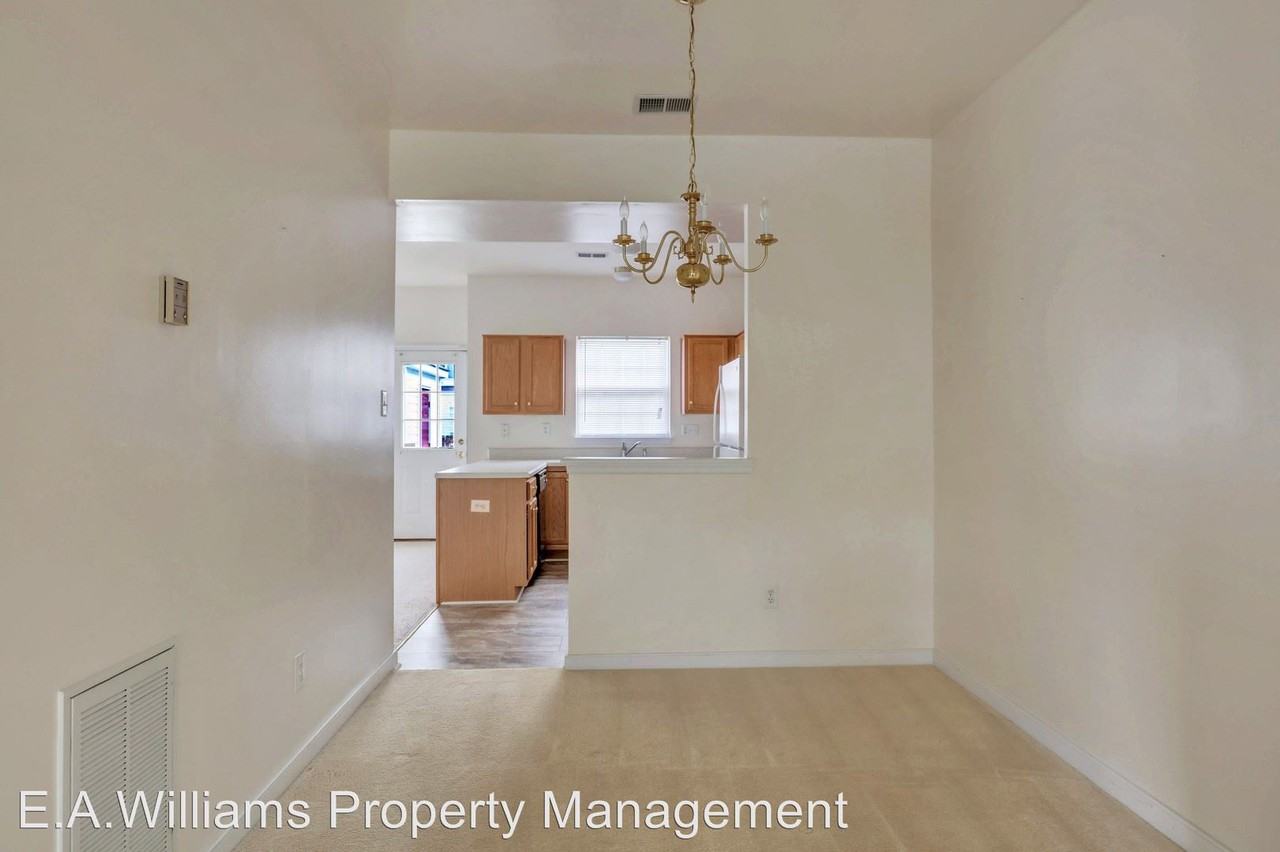 7907 Cottesmore Terrace - Photo 3 of 13