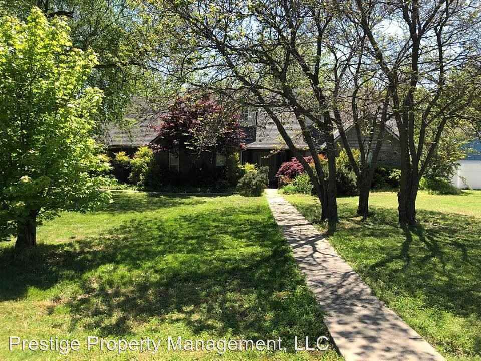 6205 Davidson Dr - Photo 2 of 20