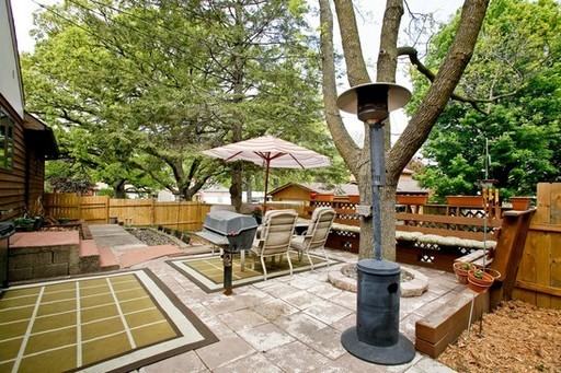 3528 Hampshire Ave N - Photo 3 of 10