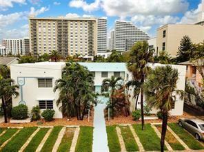 3015 Seville St - Photo 3 of 5