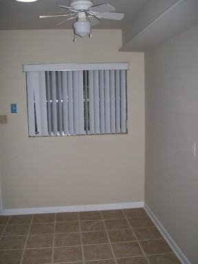 1224 NW 14th Ave - Photo 3 of 10